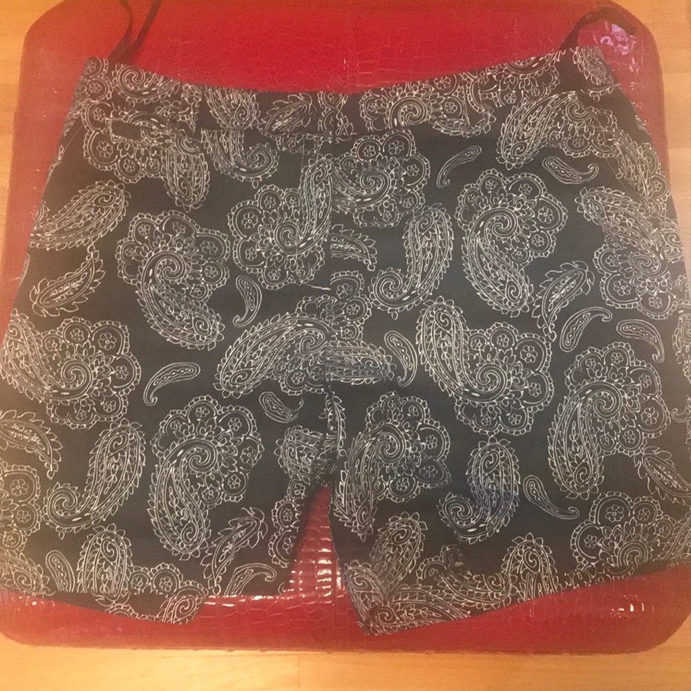 Jones of New York Paisley Shorts